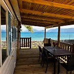 Camping Karavomilos *
