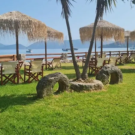 Karavomilos *